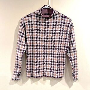 🌸3/$20 Ann Taylor Plaid Turtleneck Sweater - Purple and Cream🌸